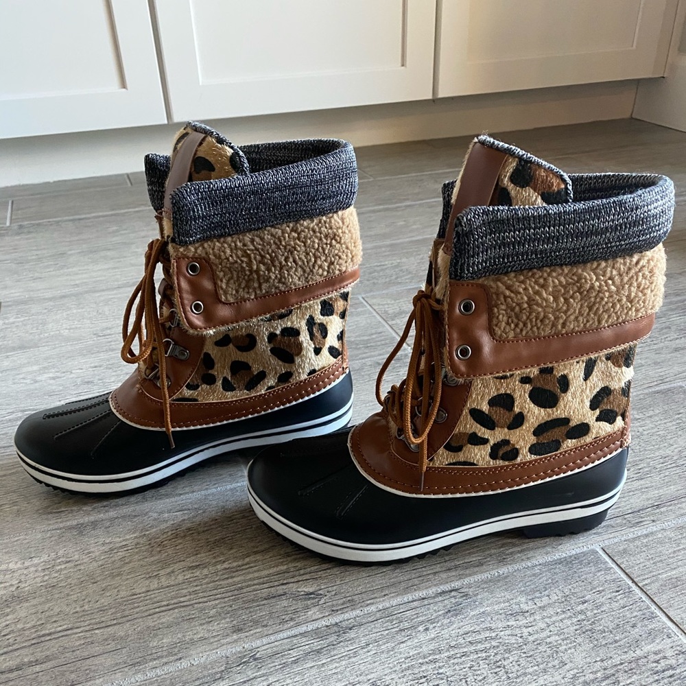 Chic Duck Boots